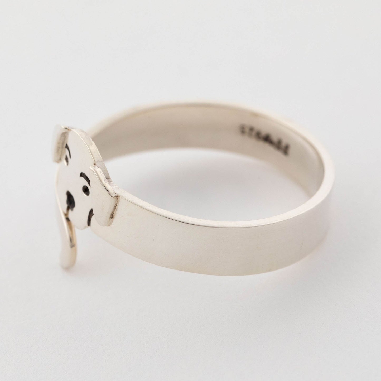 Sweet Dog Hugger Ring