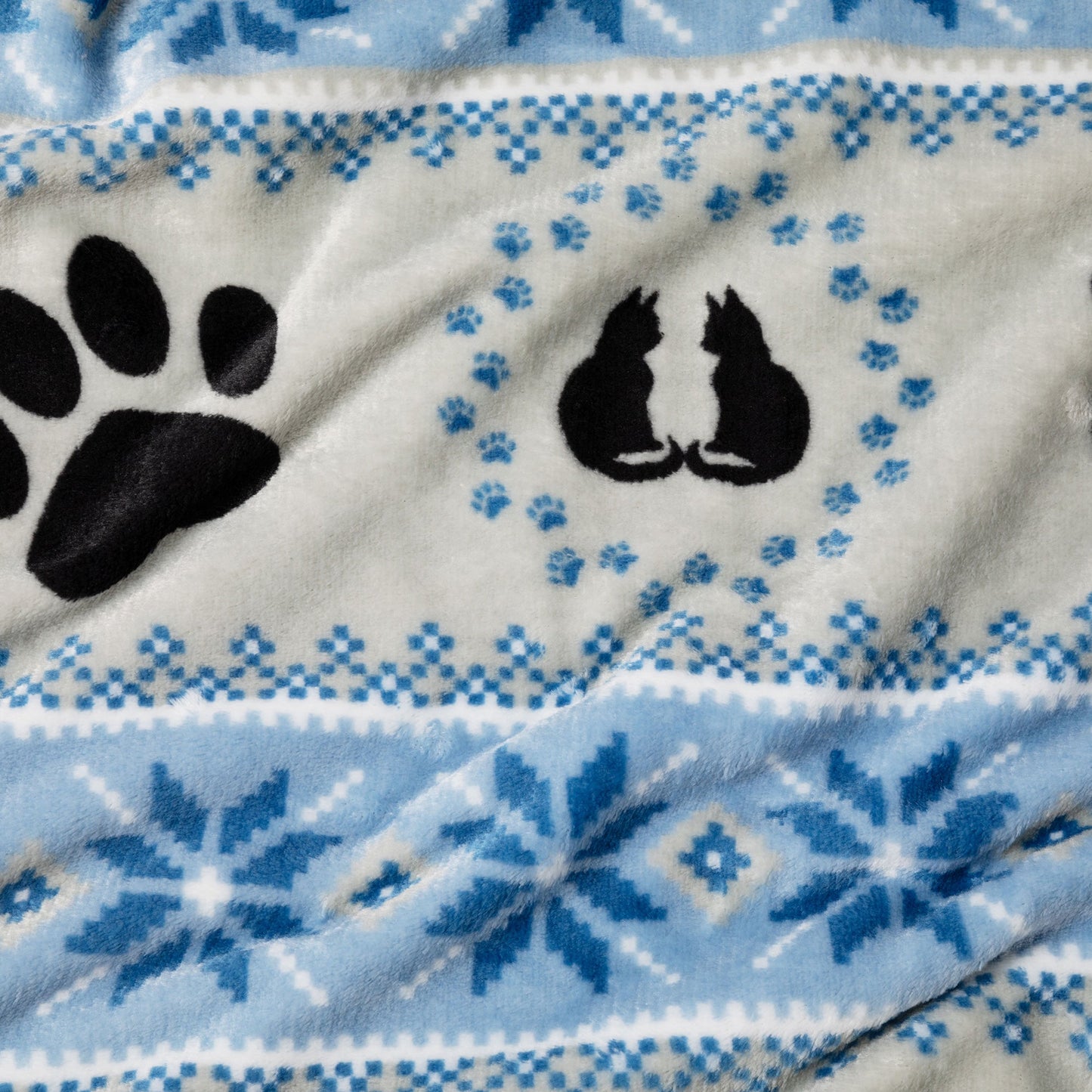 Super Cozy&trade; Nordic Nights Fleece Blanket