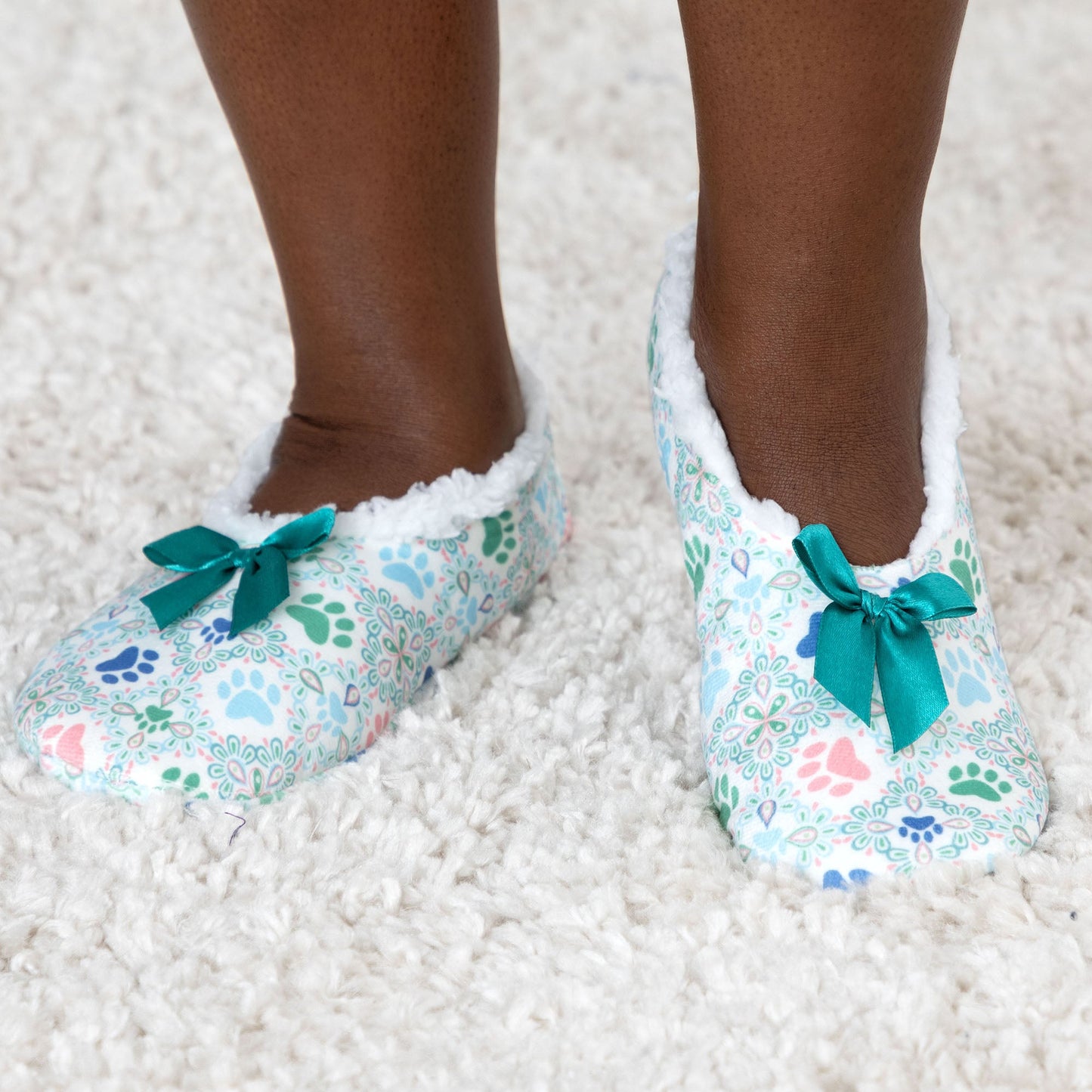 Super Cozy&trade; Pawsitively Adorable Paw Slippers